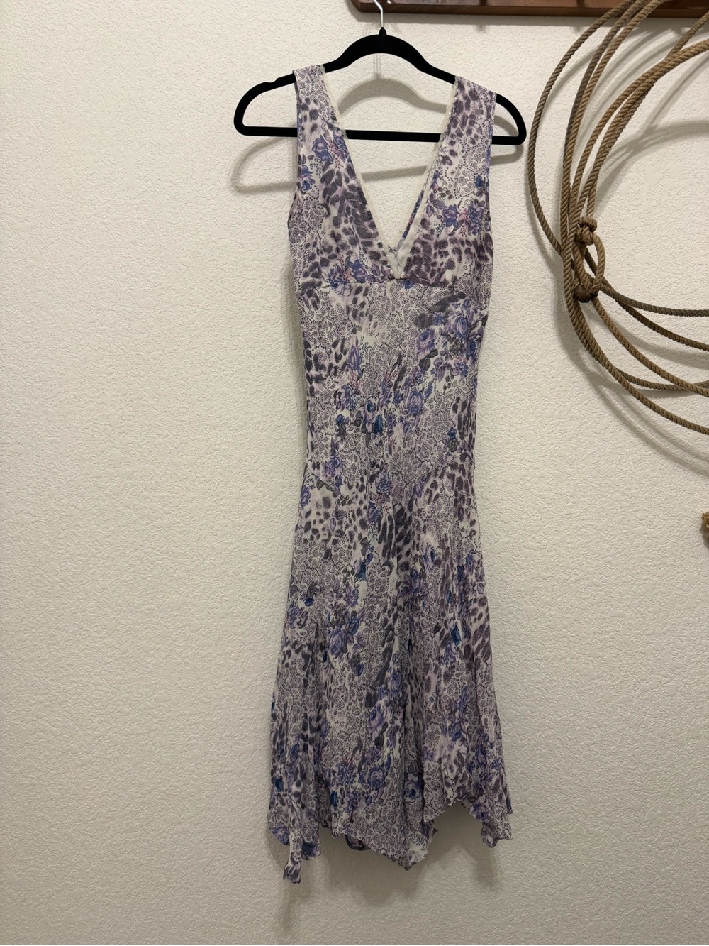 Vintage 90s / Y2K Lavender Floral Leopard Lace Trim Midi Slip Dress - Size M